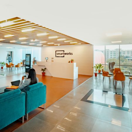 smartworks-coworking-E7Tzh2TTS6c-unsplash